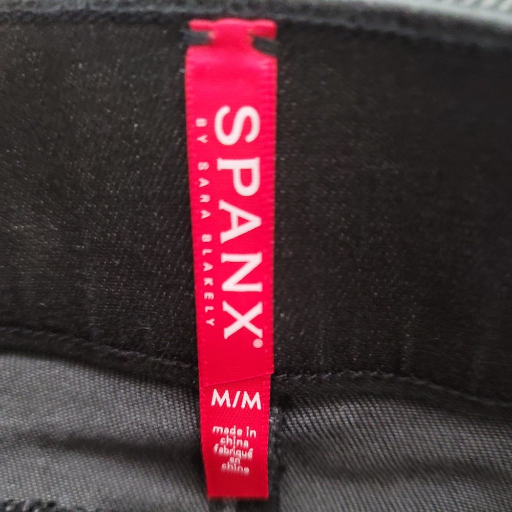 SPANX Vintage Distressed Skinny Jeans - Picture 5 of 9